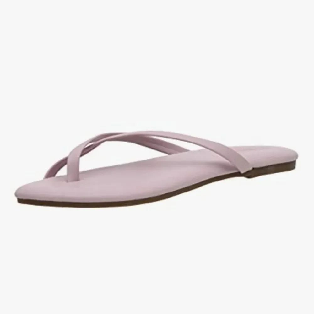 BRAND NEW CUSHIONAIRE  WOMEN's COVE FLIP FLOP SANDAL with MEMORY FOAM